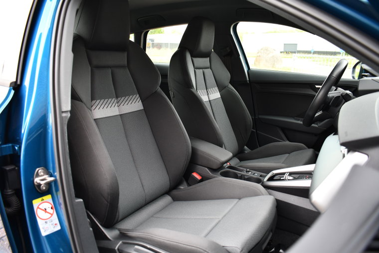 Vehicle Image 35