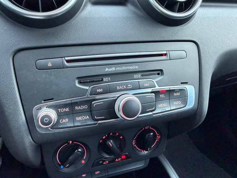 Vehicle Image 36