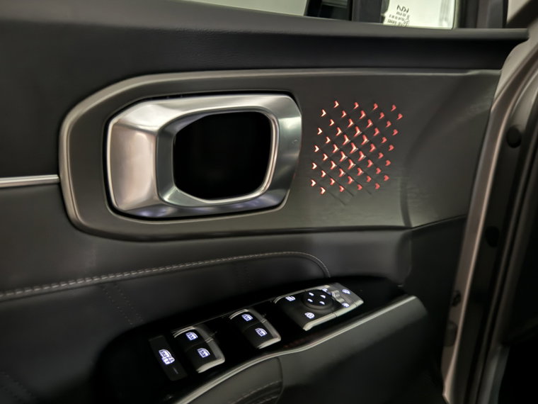 Vehicle Image 36