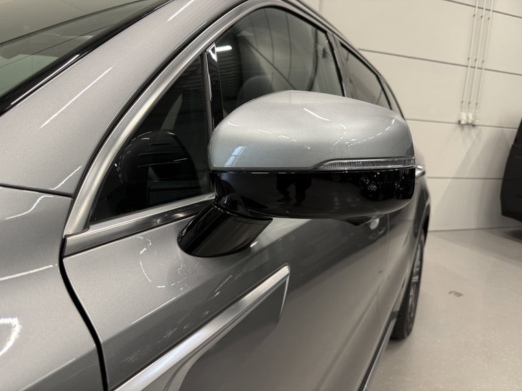 Vehicle Image 60