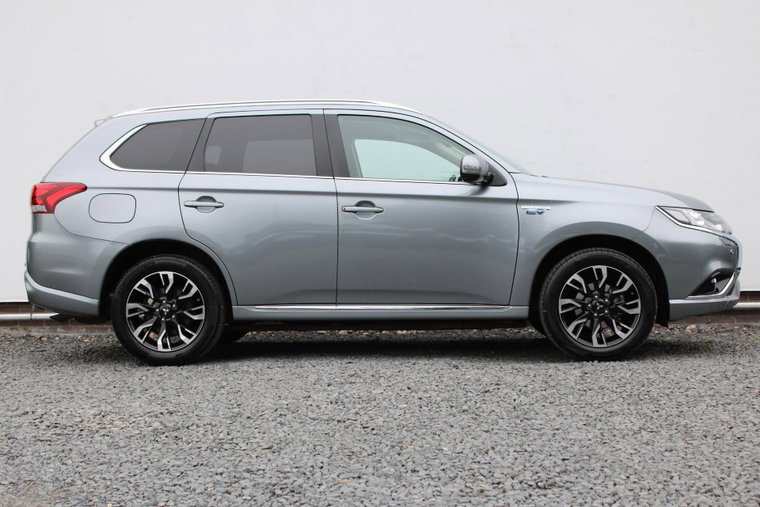 Vehicle Image 13