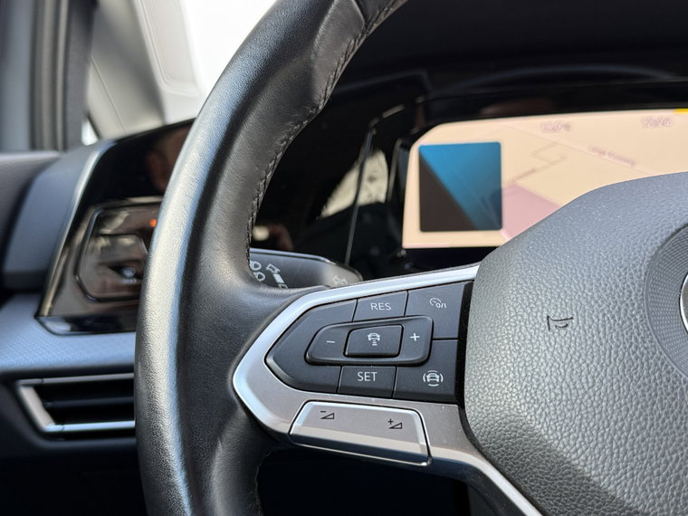 Vehicle Image 38