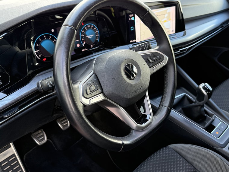Vehicle Image 40