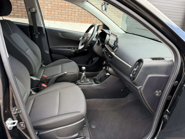 Vehicle Image 14