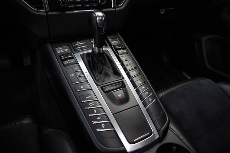 Vehicle Image 33