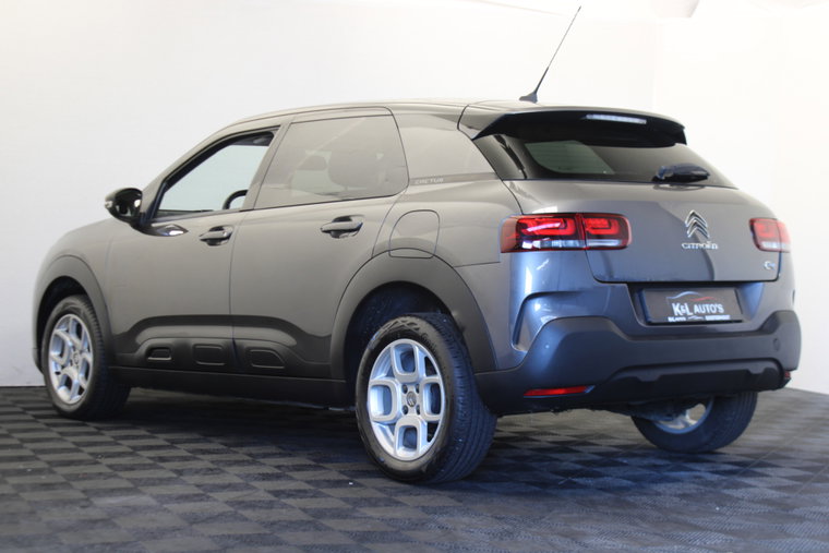 Vehicle Image 7