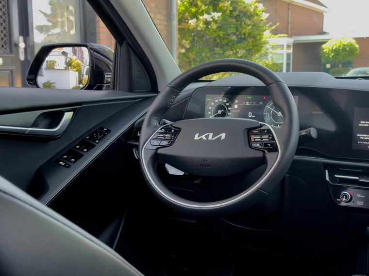 Vehicle Image 33