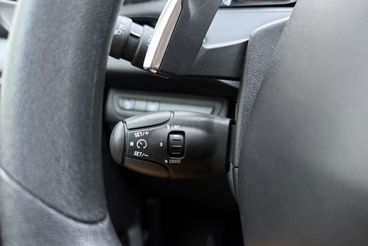 Vehicle Image 21