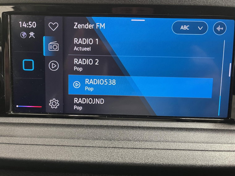Vehicle Image 21