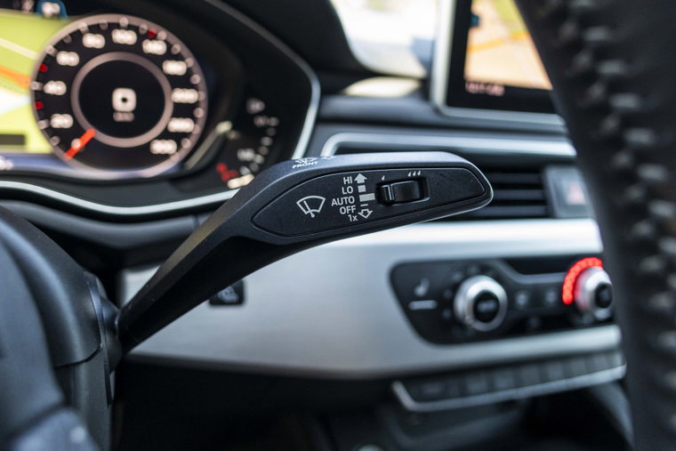 Vehicle Image 35