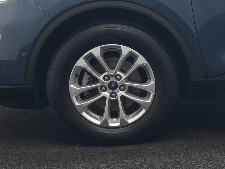 Vehicle Image 38