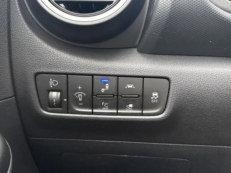 Vehicle Image 27