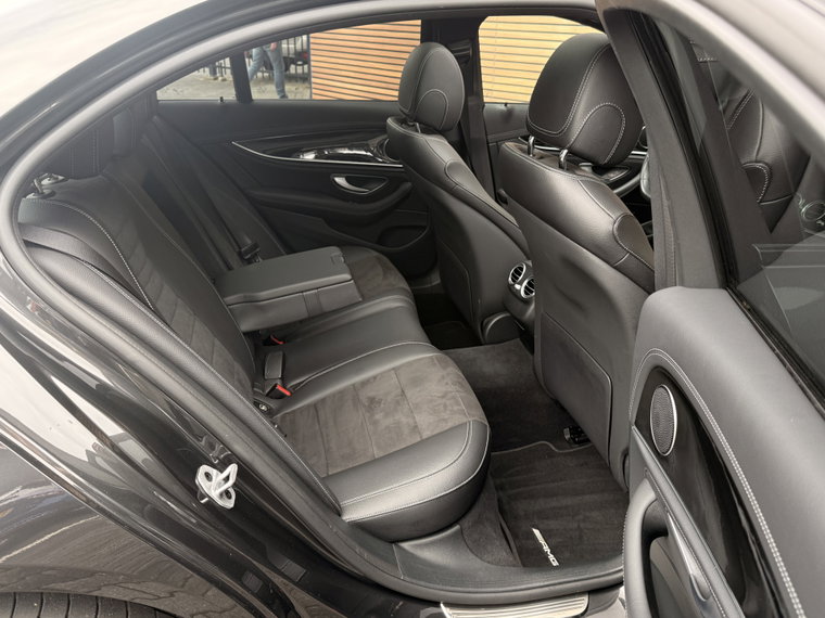 Vehicle Image 45