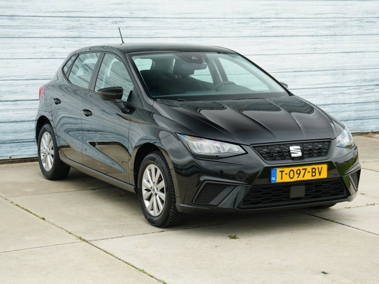 Vehicle Image 32