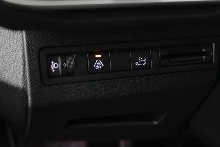 Vehicle Image 26
