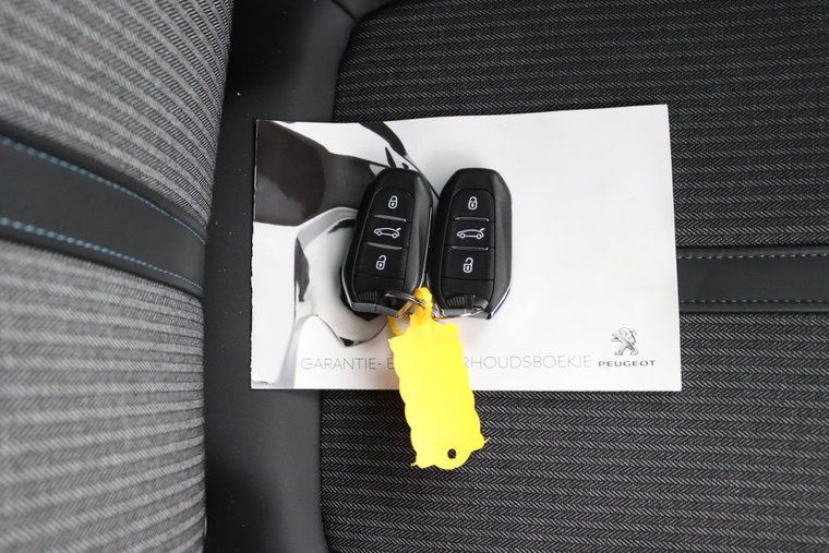 Vehicle Image 34