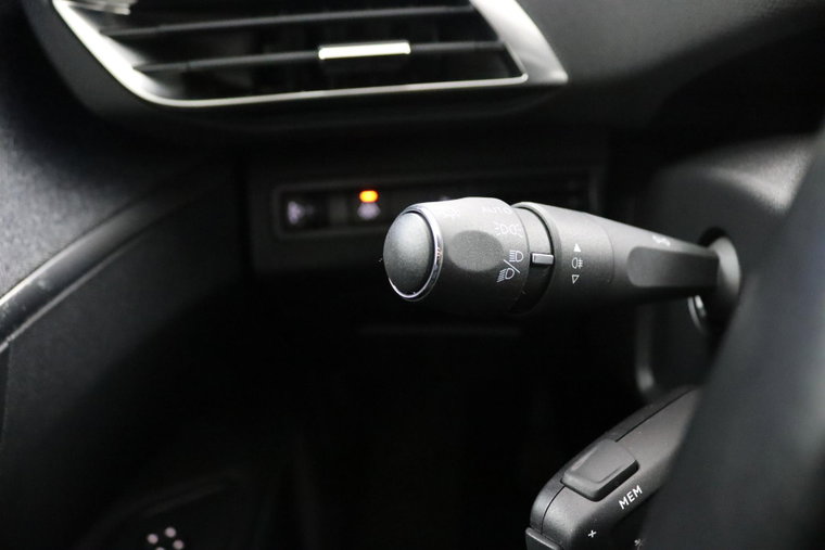 Vehicle Image 45