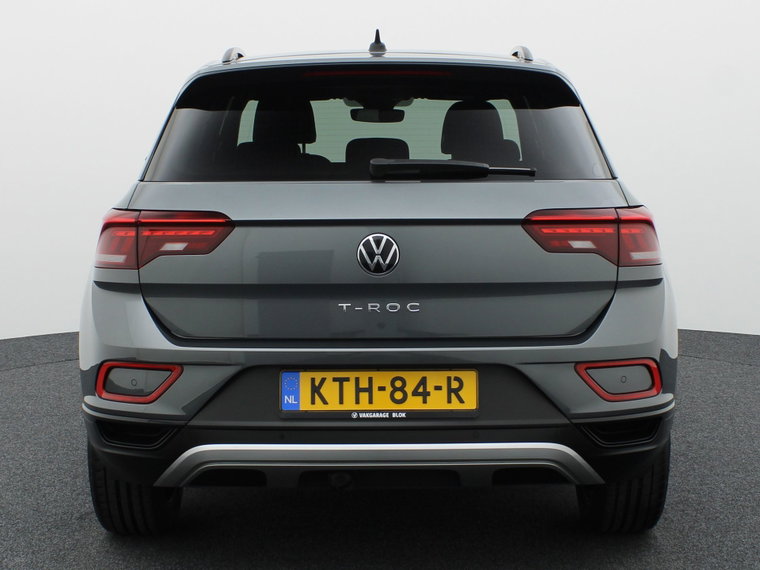 Vehicle Image 40