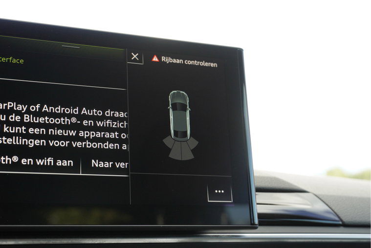 Vehicle Image 39
