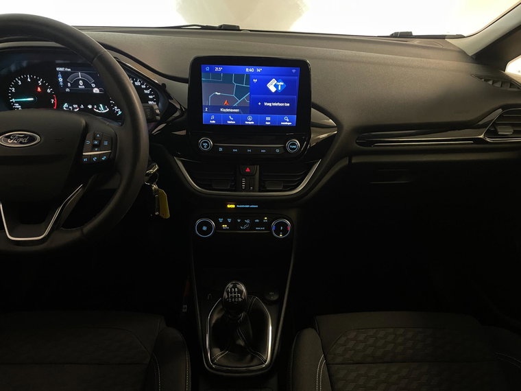 Vehicle Image 25