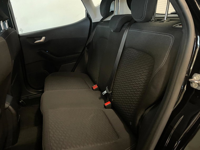 Vehicle Image 33