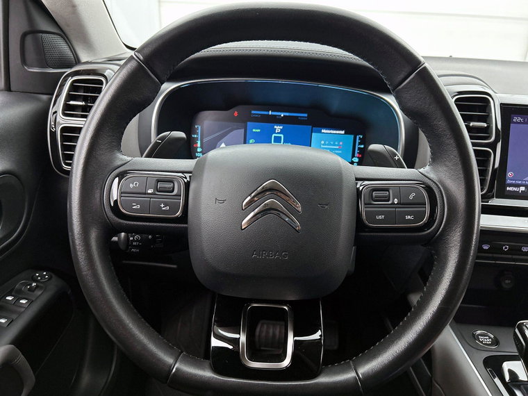 Vehicle Image 35