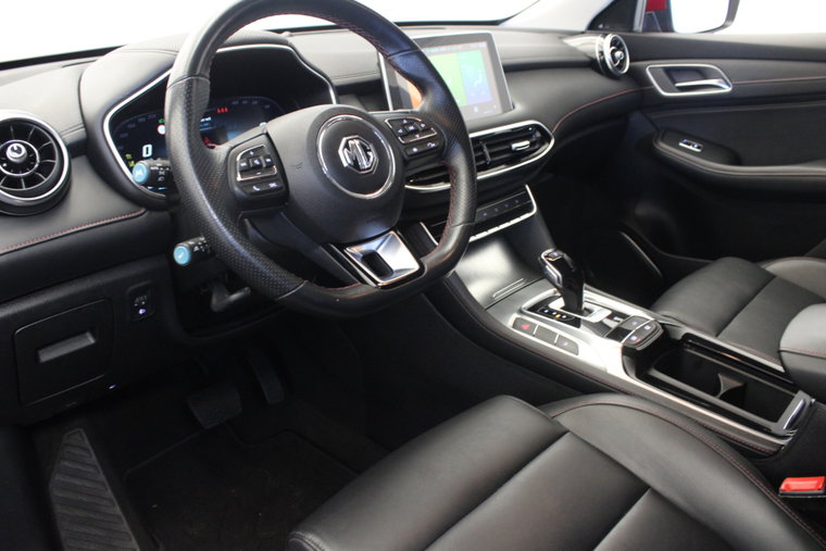 Vehicle Image 13