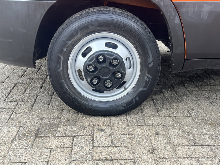 Vehicle Image 26