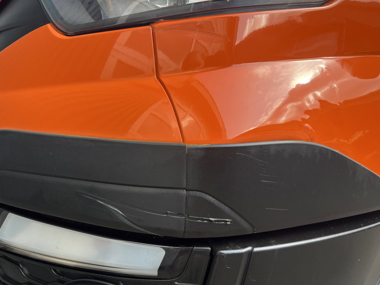 Vehicle Image 35