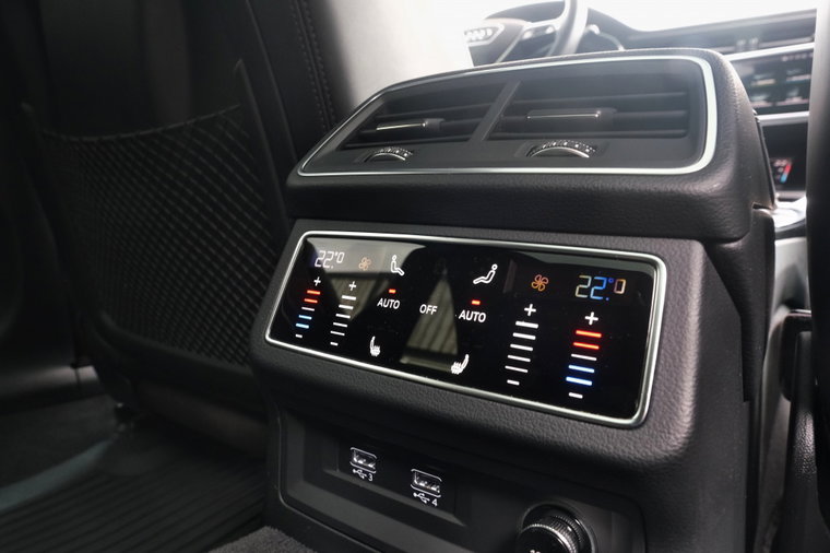 Vehicle Image 36