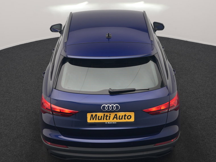 Vehicle Image 35