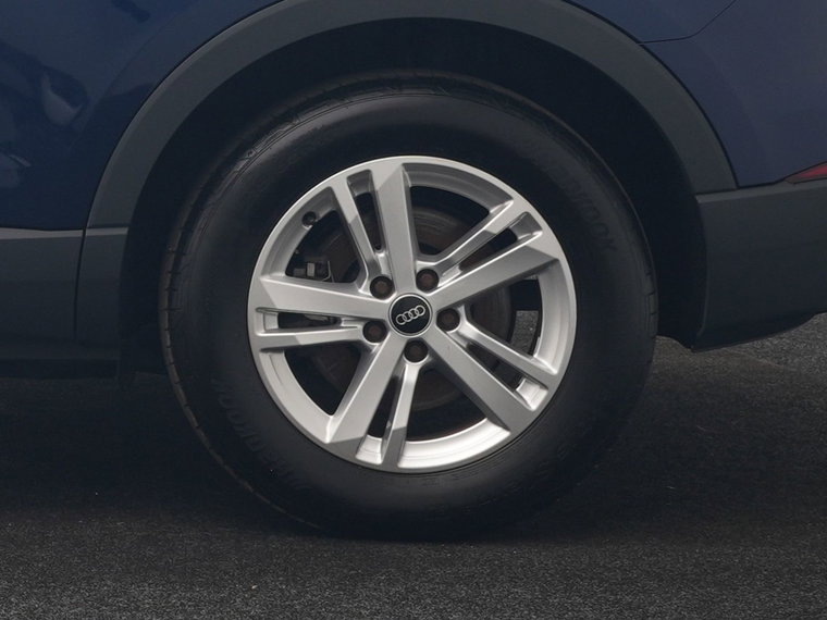 Vehicle Image 39