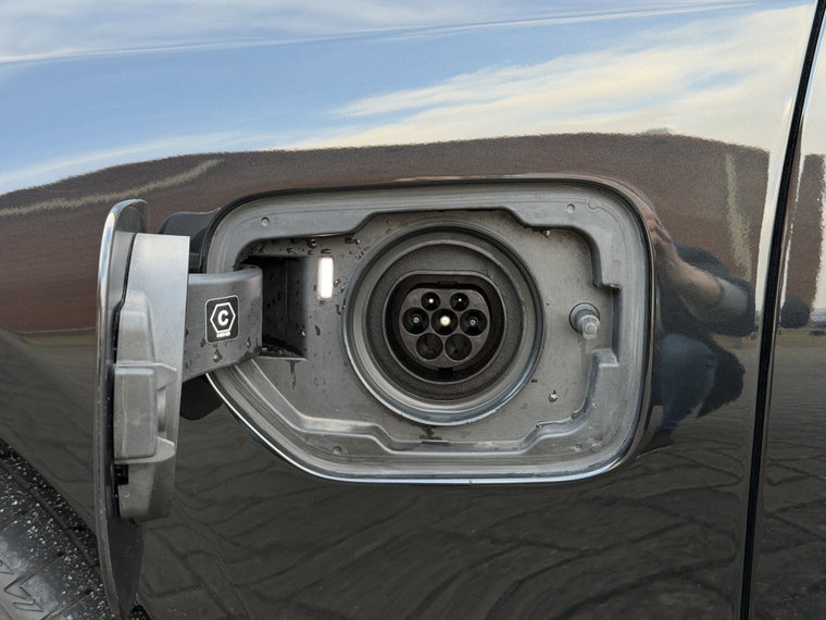 Vehicle Image 13