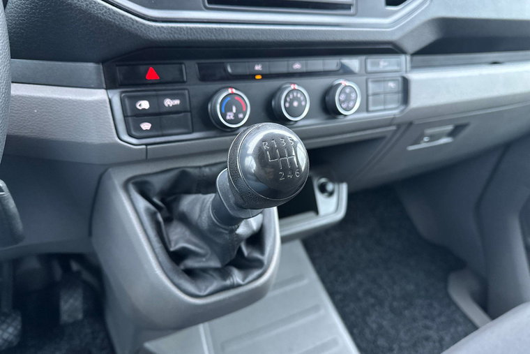 Vehicle Image 34