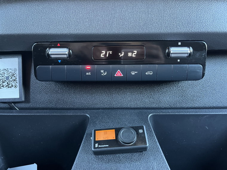 Vehicle Image 37