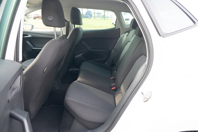 Vehicle Image 27