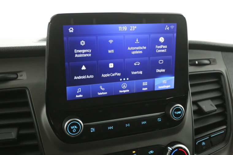 Vehicle Image 18