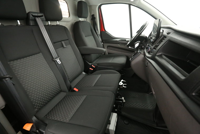 Vehicle Image 10