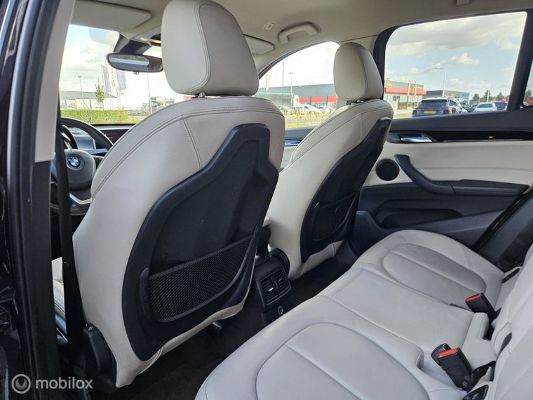 Vehicle Image 45