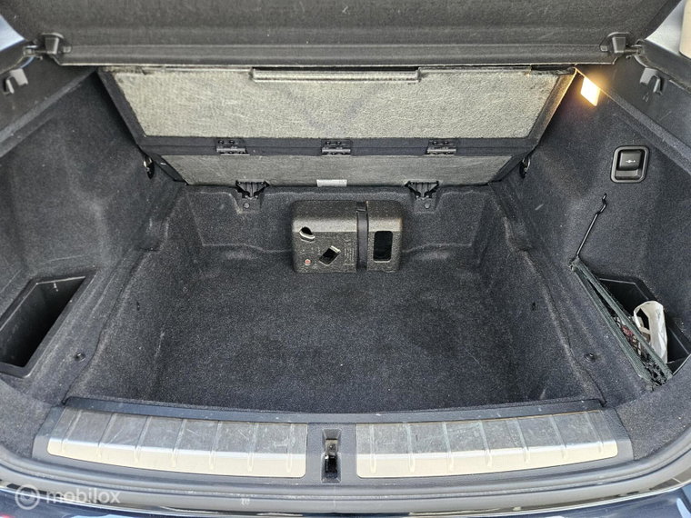 Vehicle Image 49
