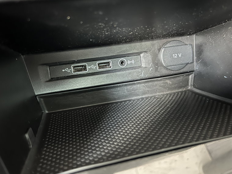 Vehicle Image 27