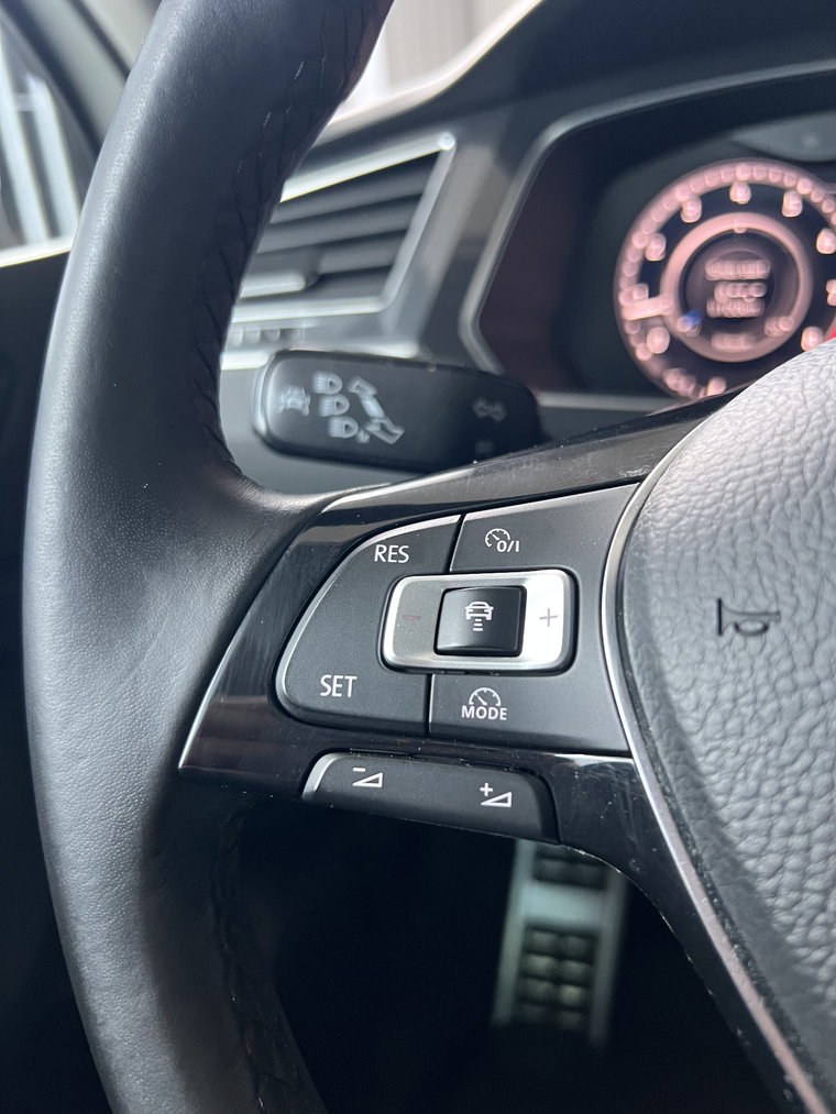 Vehicle Image 28