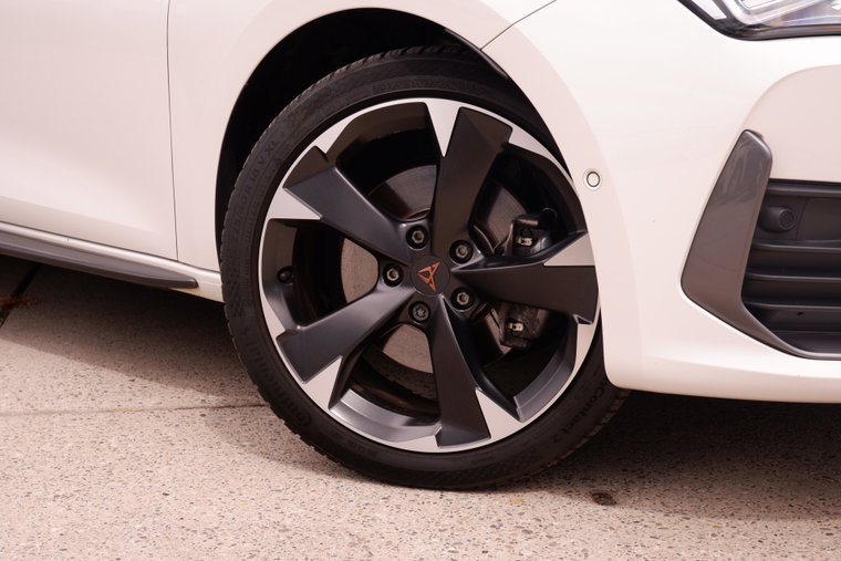 Vehicle Image 13