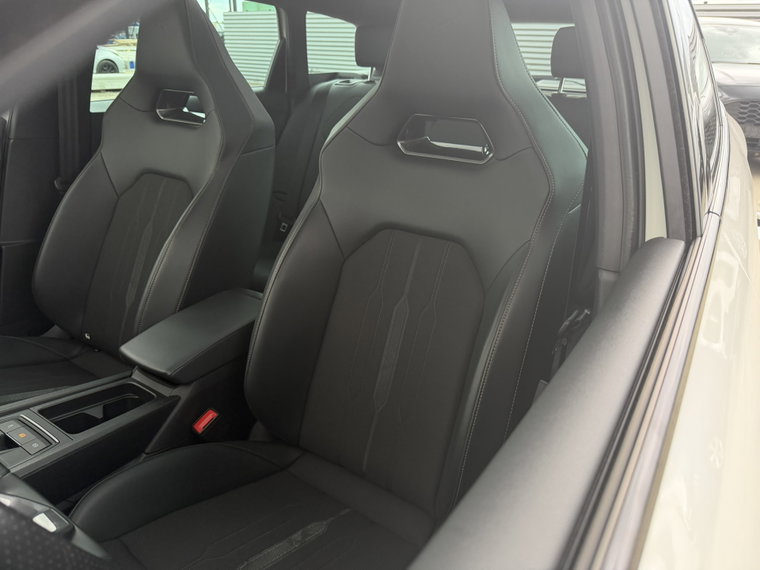 Vehicle Image 39