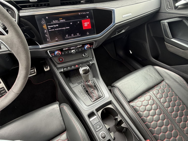 Vehicle Image 37