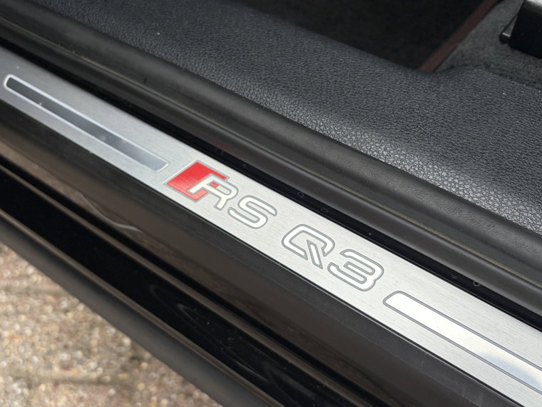 Vehicle Image 40