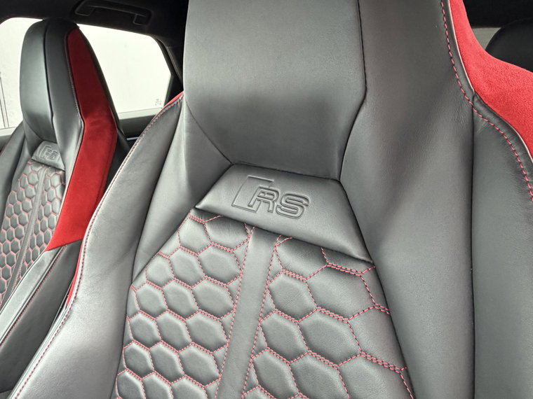 Vehicle Image 41