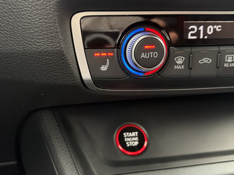 Vehicle Image 43