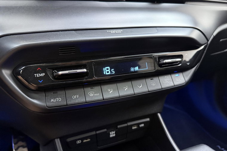 Vehicle Image 27