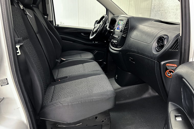 Vehicle Image 22